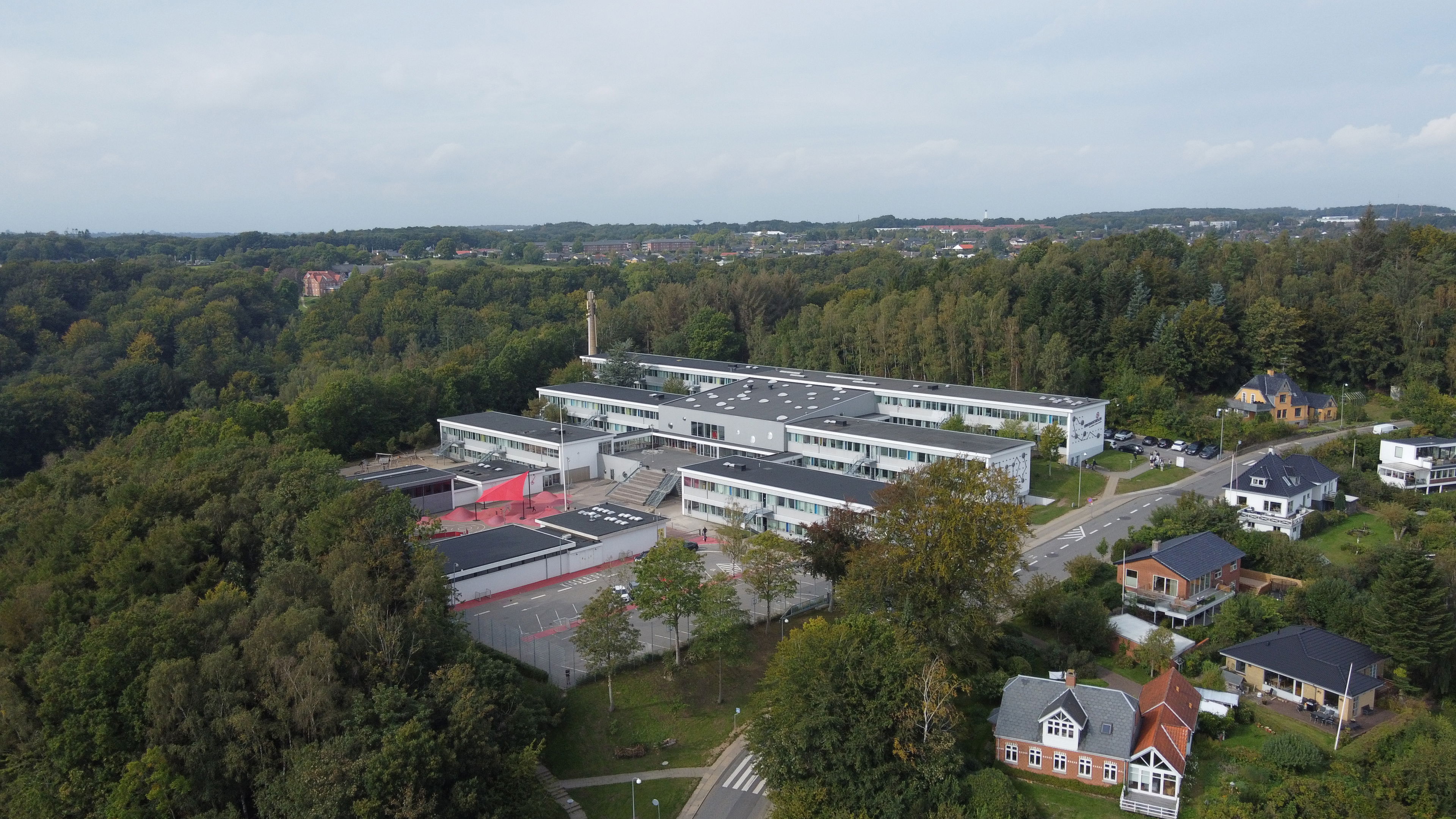 Kirkebakkeskolen